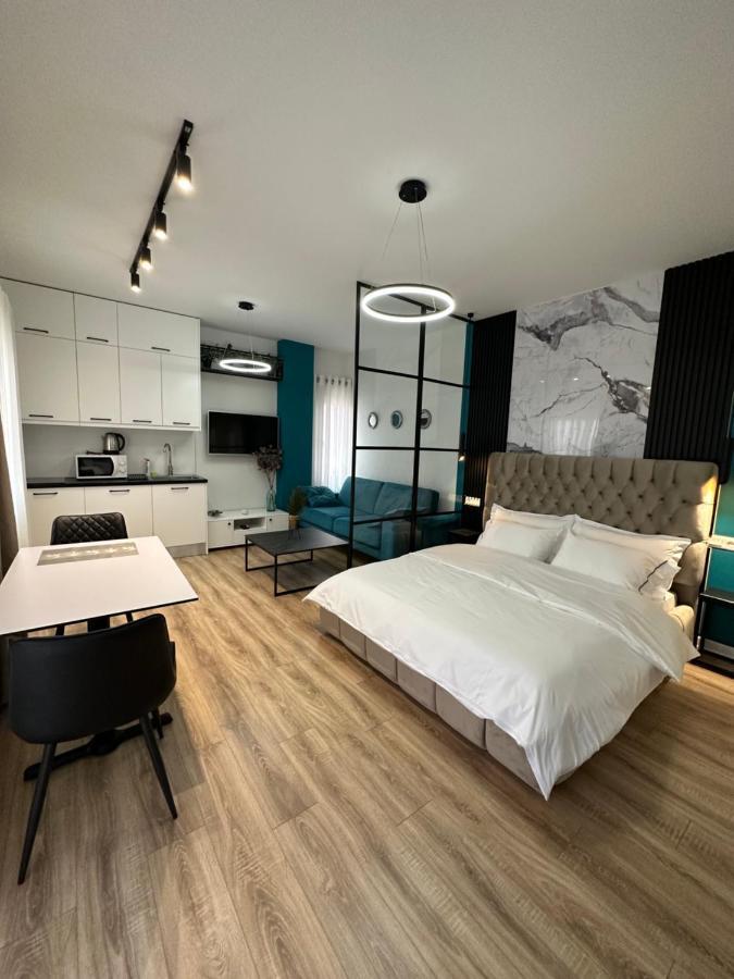 Intercontinental Apartments Tirana City Center Buitenkant foto